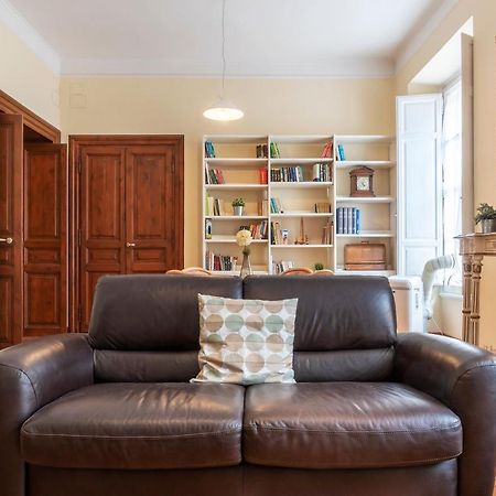 Termini Central And Elegant Apartment Rome Bagian luar foto