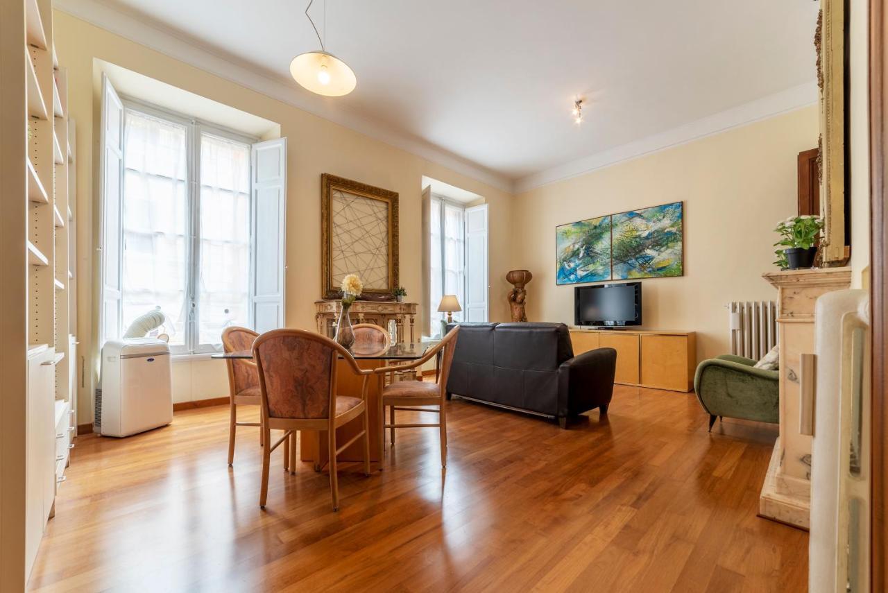 Termini Central And Elegant Apartment Rome Bagian luar foto